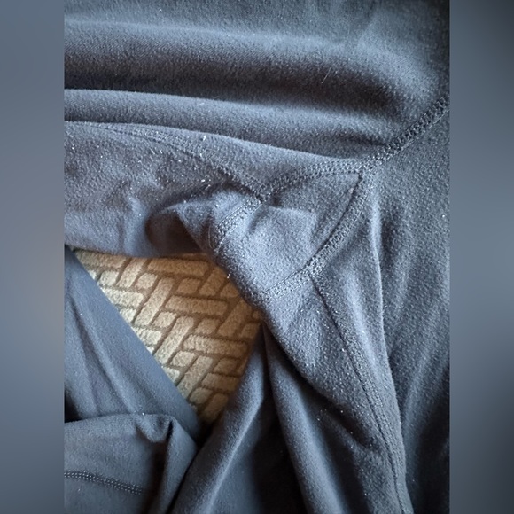 Lululemon Flare Leggings 28” - Picture 7 of 7